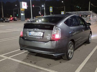 Toyota Prius foto 2