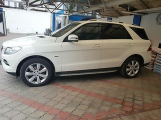 Mercedes ML Class foto 5