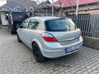 Opel Astra foto 3