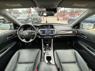 Honda Accord фото 9