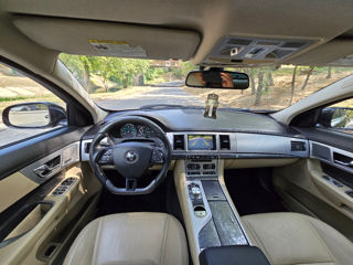 Jaguar XF foto 6