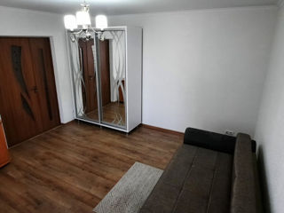 Apartament cu 2 camere, 53 m², Botanica, Chișinău foto 1