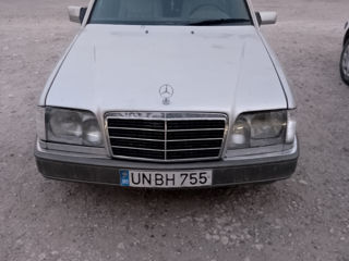 Mercedes Series (W124)