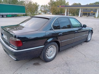 BMW 7 Series foto 5