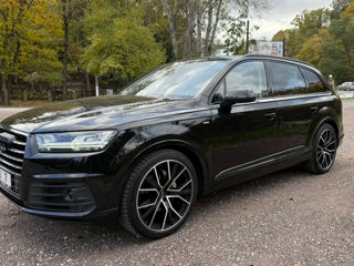 Audi Q7 foto 2