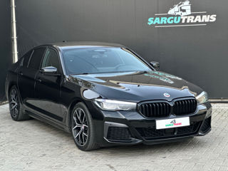 BMW 5 Series foto 3