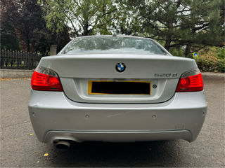 BMW 5 Series foto 9