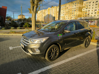 Ford Kuga foto 9