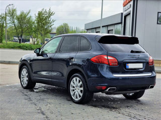 Porsche Cayenne foto 3