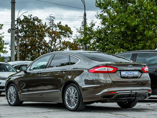 Ford Mondeo foto 2