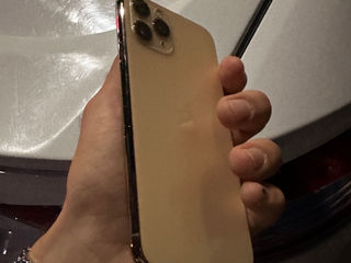 iPhone 11 Pro 256 Gold foto 2