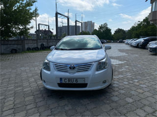 Toyota Avensis foto 3