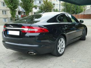 Jaguar Xf foto 2