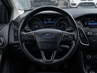 Ford Focus foto 10