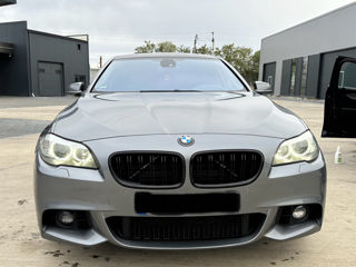 BMW 5 Series foto 2