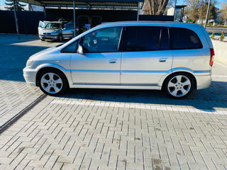 Opel Zafira foto 3