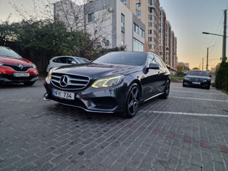 Mercedes E-Class foto 2