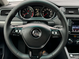 Volkswagen Jetta foto 7