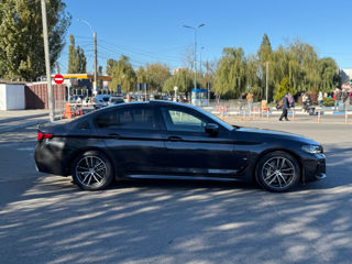 BMW 5 Series foto 4