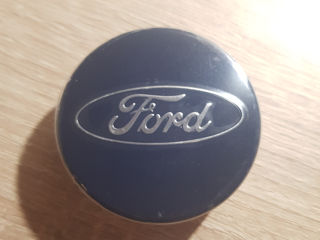 Колпачок на диски Ford