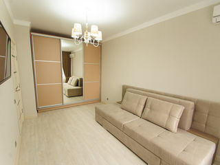 Apartament cu 1 cameră, 33 m², Buiucani, Chișinău foto 2