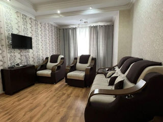 Apartament cu 2 camere, 80 m², Centru, Chișinău foto 5