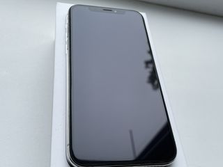 iPhone Xs White foto 1