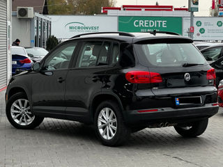 Volkswagen Tiguan foto 4