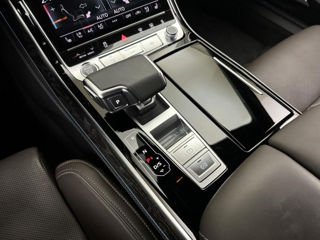 Audi A8 foto 18