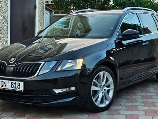 Skoda Octavia foto 1