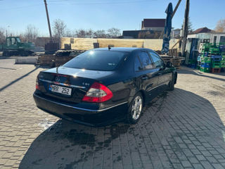 Mercedes E-Class foto 7