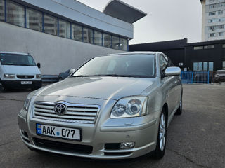 Toyota Avensis foto 3