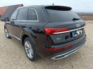 Audi Q7 foto 6