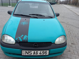 Opel Corsa foto 2