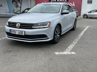 Volkswagen Jetta foto 3