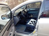 Toyota Avensis Verso foto 6