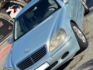 Mercedes S-Class foto 4