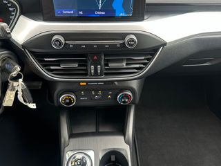 Ford Focus foto 16