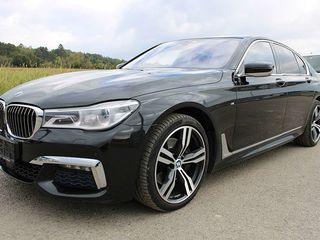 BMW 7 Series foto 3