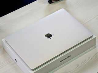 MacBook Pro 16 Retina 2021 (Core i7 9750H/32Gb DDR4/512Gb SSD/4Gb Radeon Pro 5300M/16") foto 14