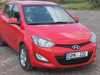 Hyundai i20 foto 3