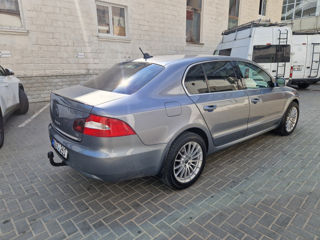 Skoda Superb foto 3