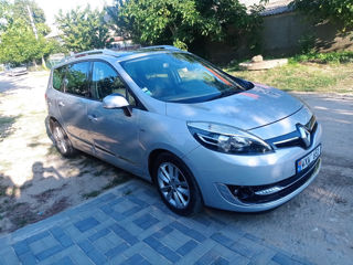 Renault Grand Scenic foto 3