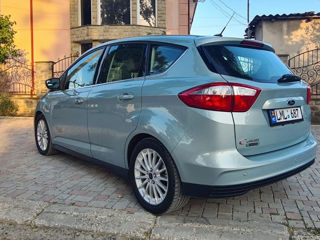 Ford C-Max foto 9