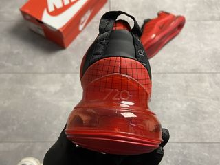 Nike Air Max 720-818 (98) Red Clear Sole foto 7