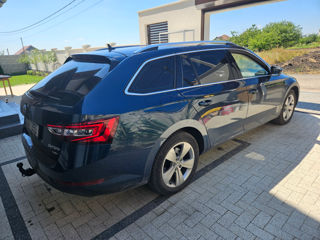 Skoda Superb foto 8