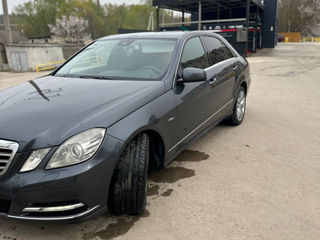 Mercedes E-Class foto 5