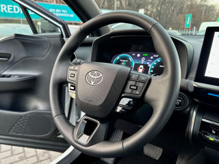 Toyota C-HR foto 12