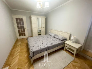 Apartament cu 3 camere, 95 m², Centru, Chișinău foto 2