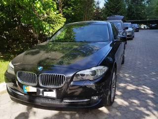 BMW 5 Series foto 2